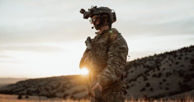 Startup wants US soldiers to command AI agents through its smart glasses