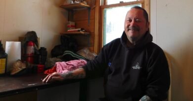 In a warming Arctic, Inuit bear guards protect communities